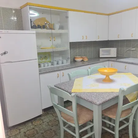 Casa *